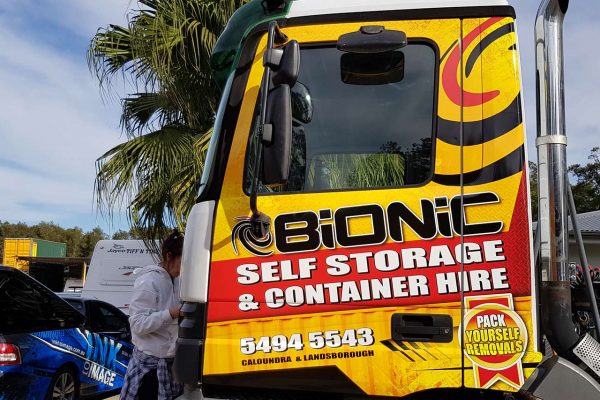 bionic-storage-truck-wrap-signage-graphics